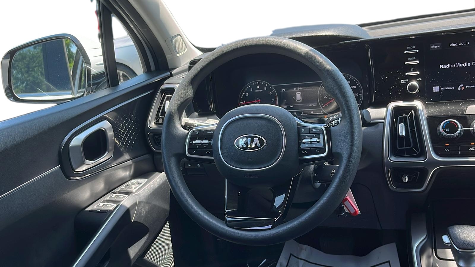 2021 Kia Sorento LX 21