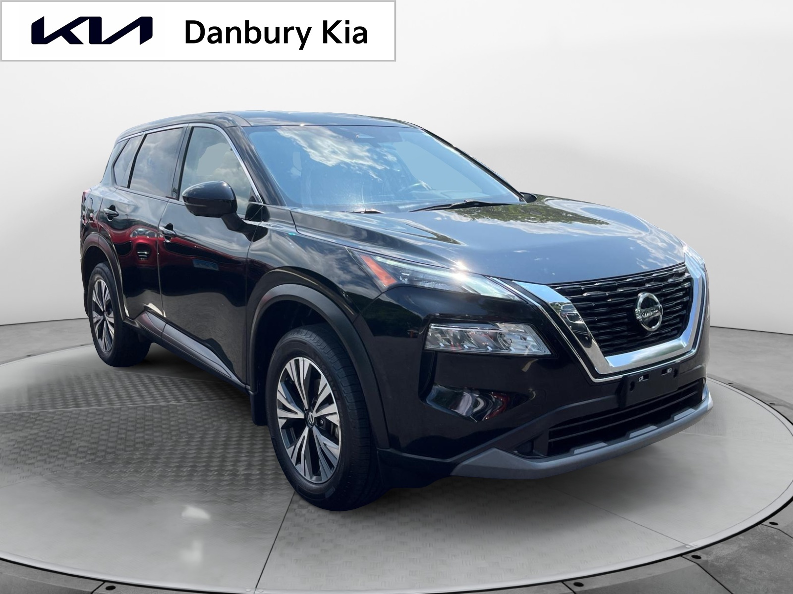 2021 Nissan Rogue SV 1