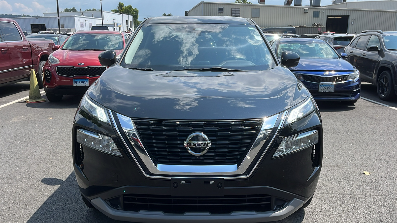 2021 Nissan Rogue SV 2