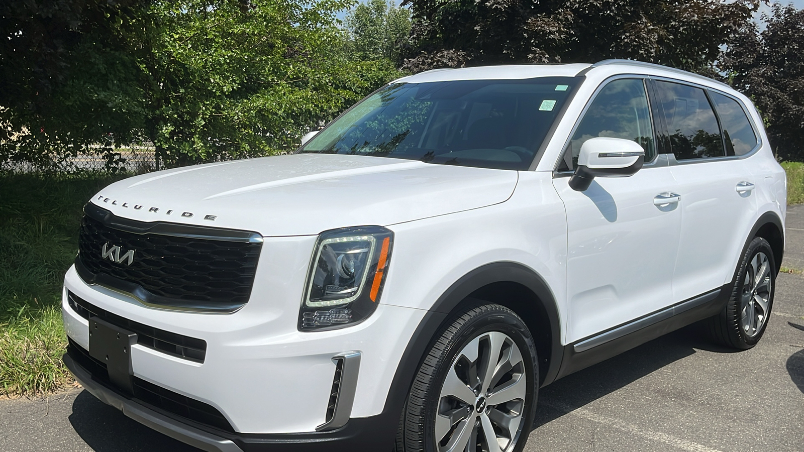 2022 Kia Telluride S 3