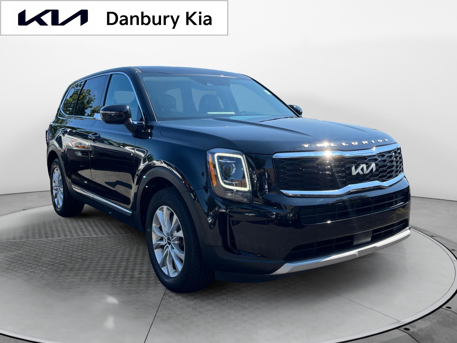 2022 Kia Telluride LX 1