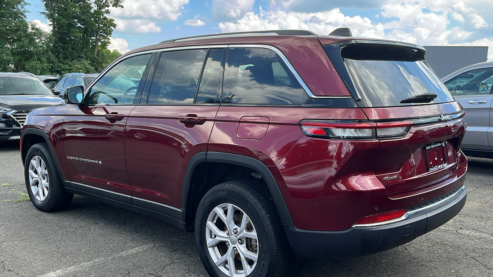 2022 Jeep Grand Cherokee Limited 3