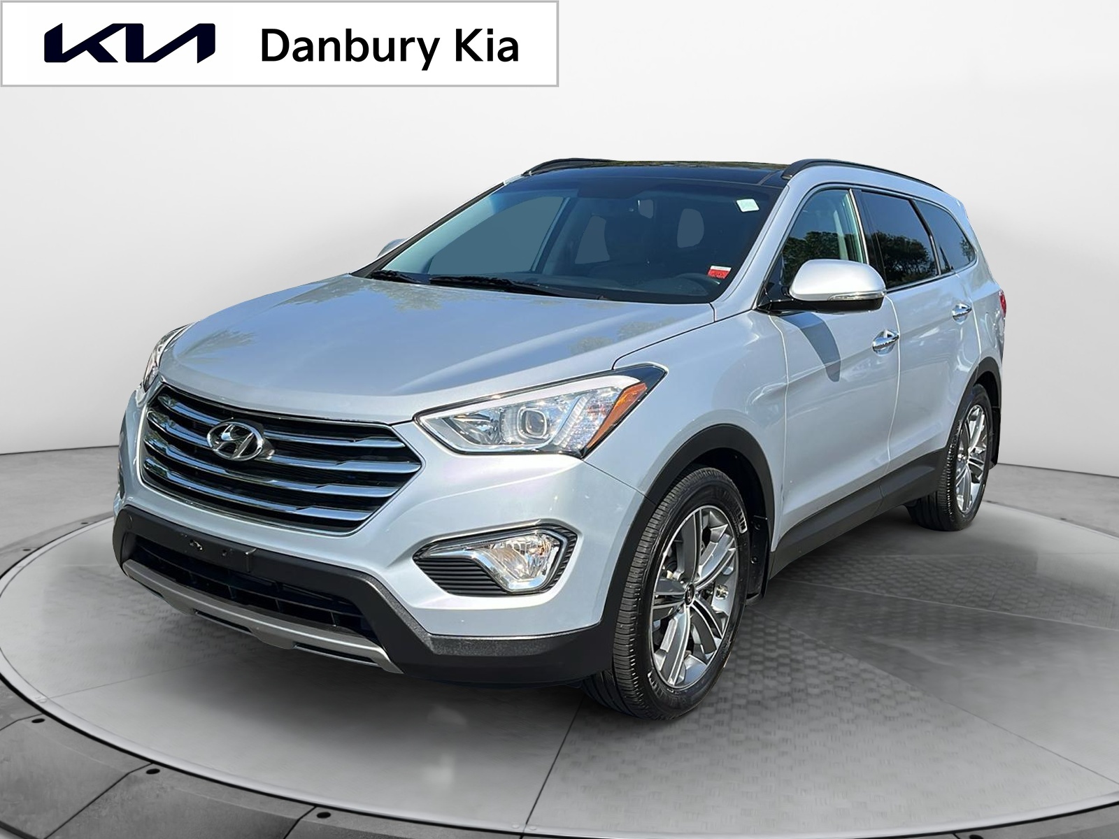 2016 Hyundai Santa Fe SE 3