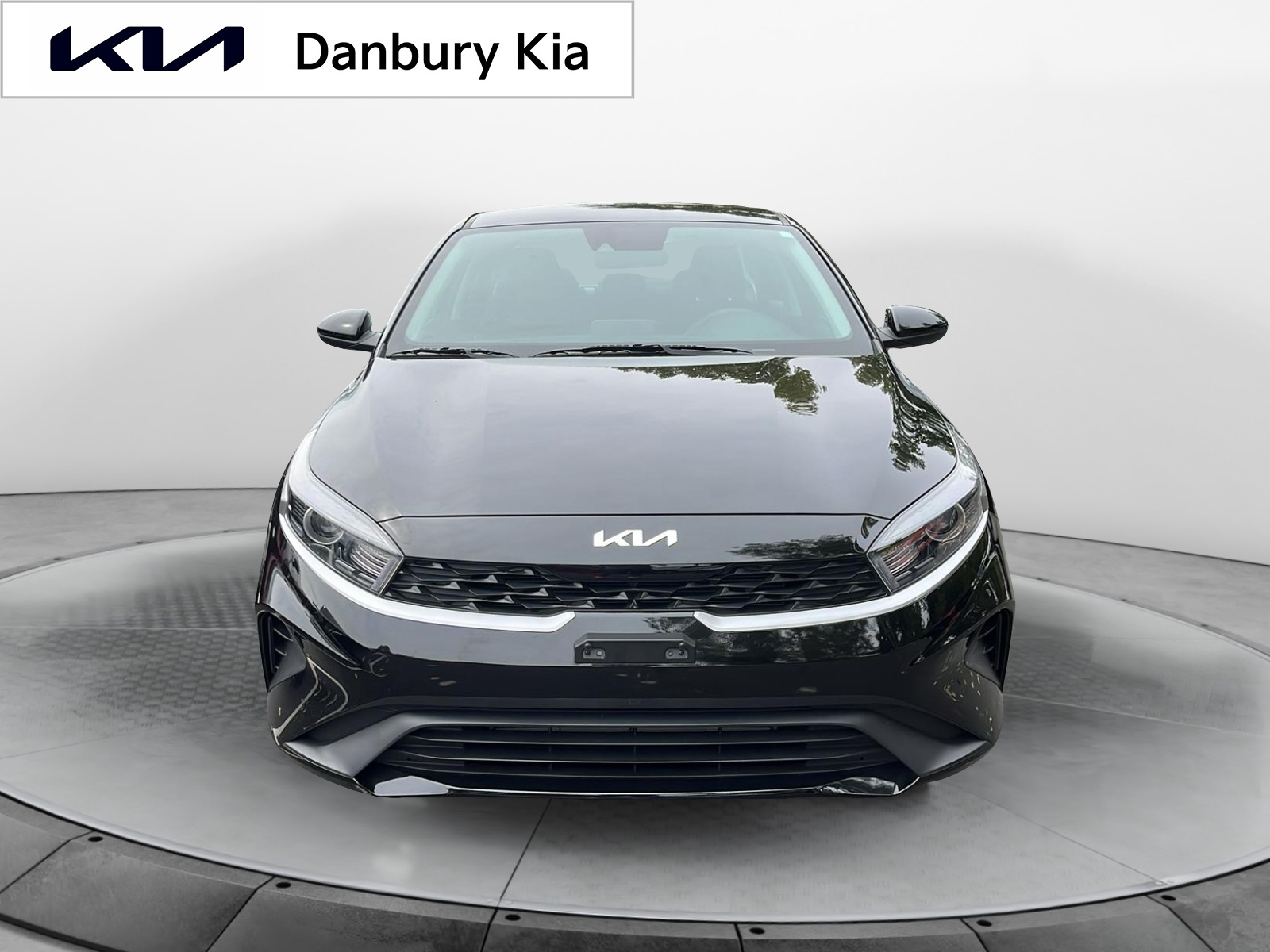 2022 Kia Forte LXS 2