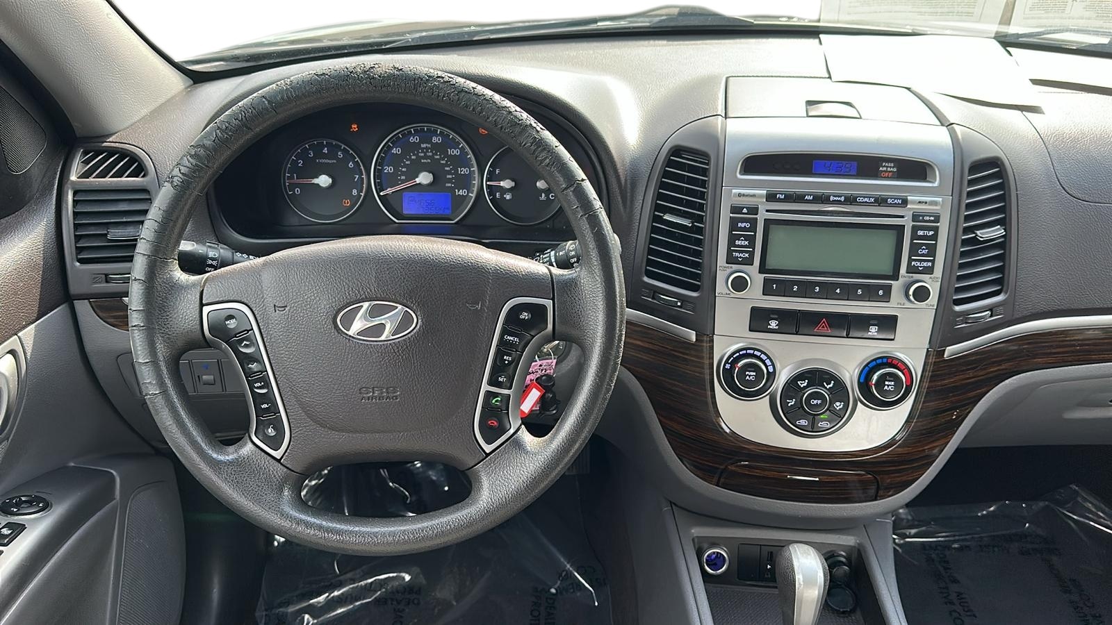 2012 Hyundai Santa Fe GLS 25