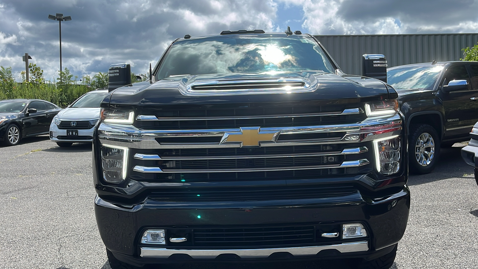 2022 Chevrolet Silverado 2500HD High Country 4WD Crew Cab 159 2