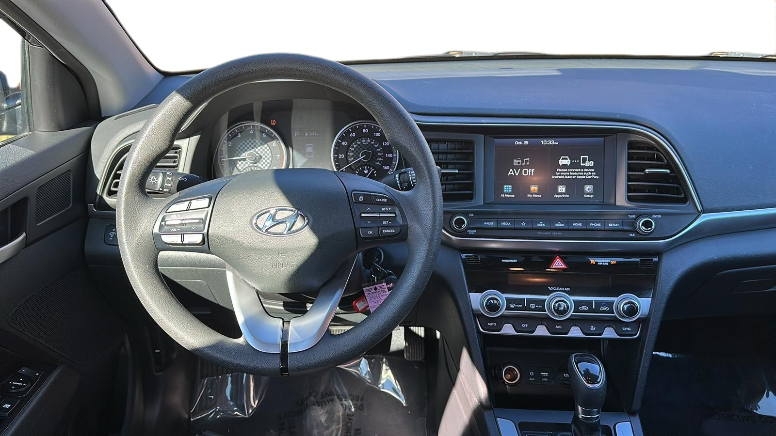 2020 Hyundai Elantra SEL 24