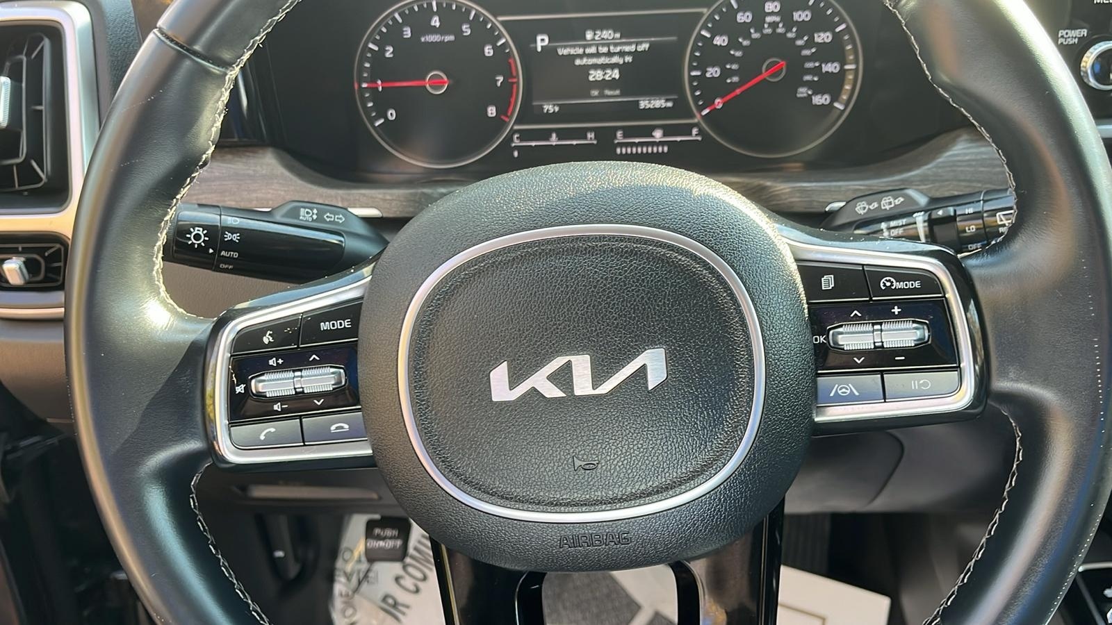 2022 Kia Sorento X-Line S 11