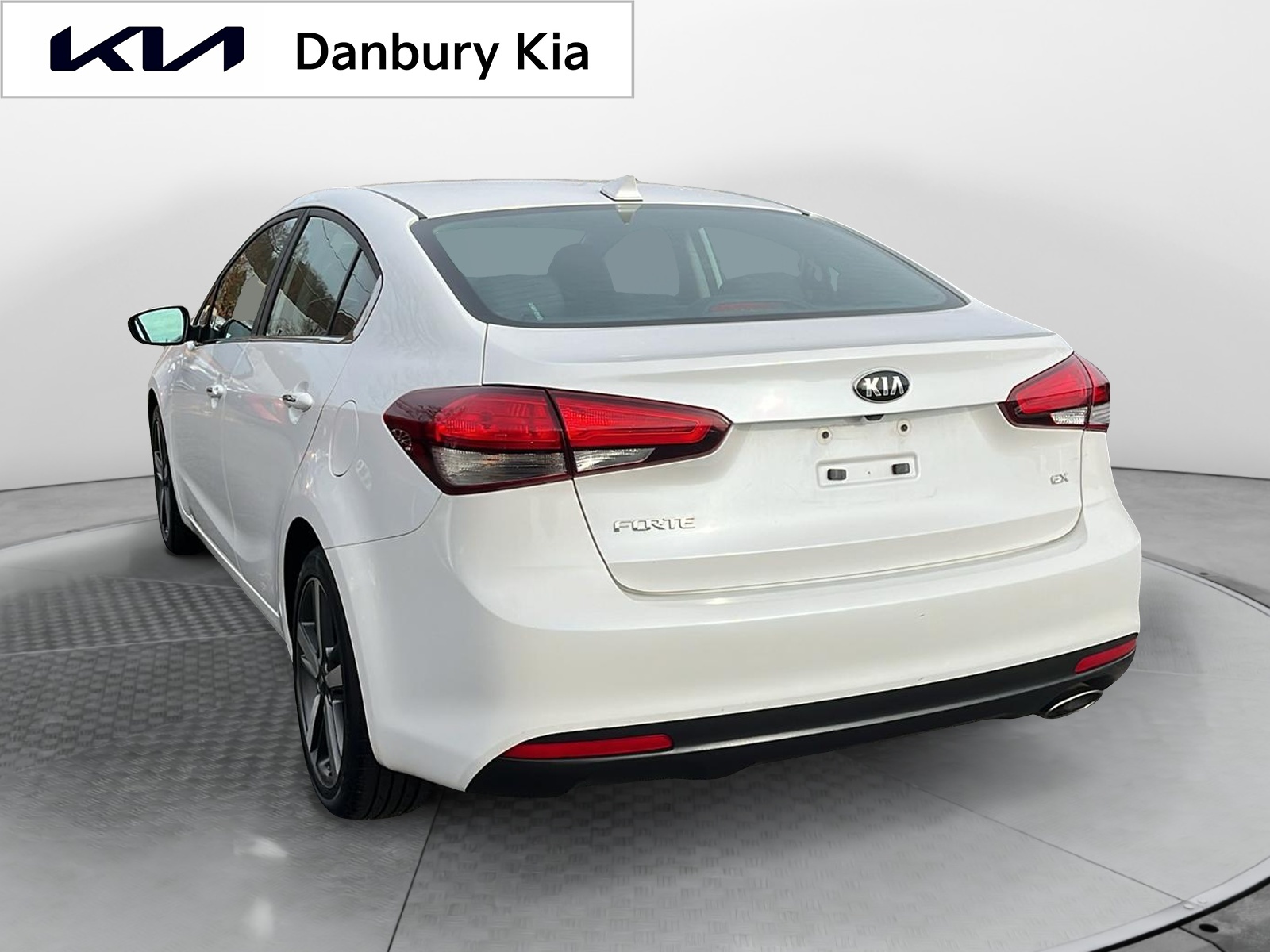 2017 Kia Forte EX 6