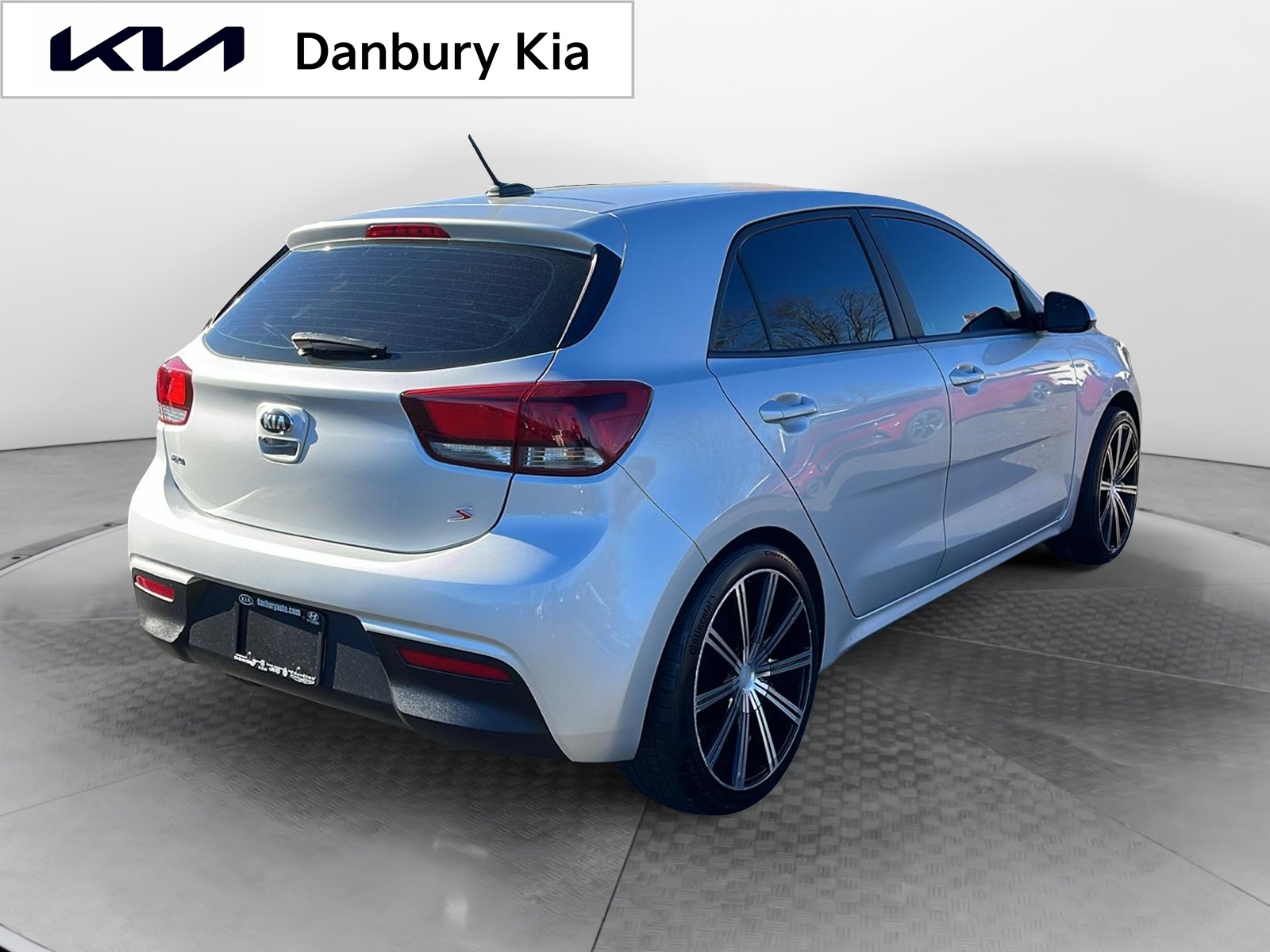 2021 Kia Rio 5-door S 4