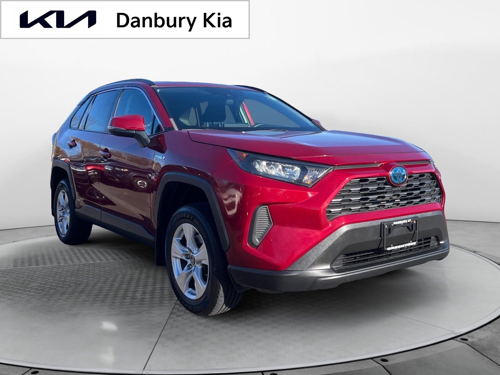 2019 Toyota RAV4 Hybrid LE 1