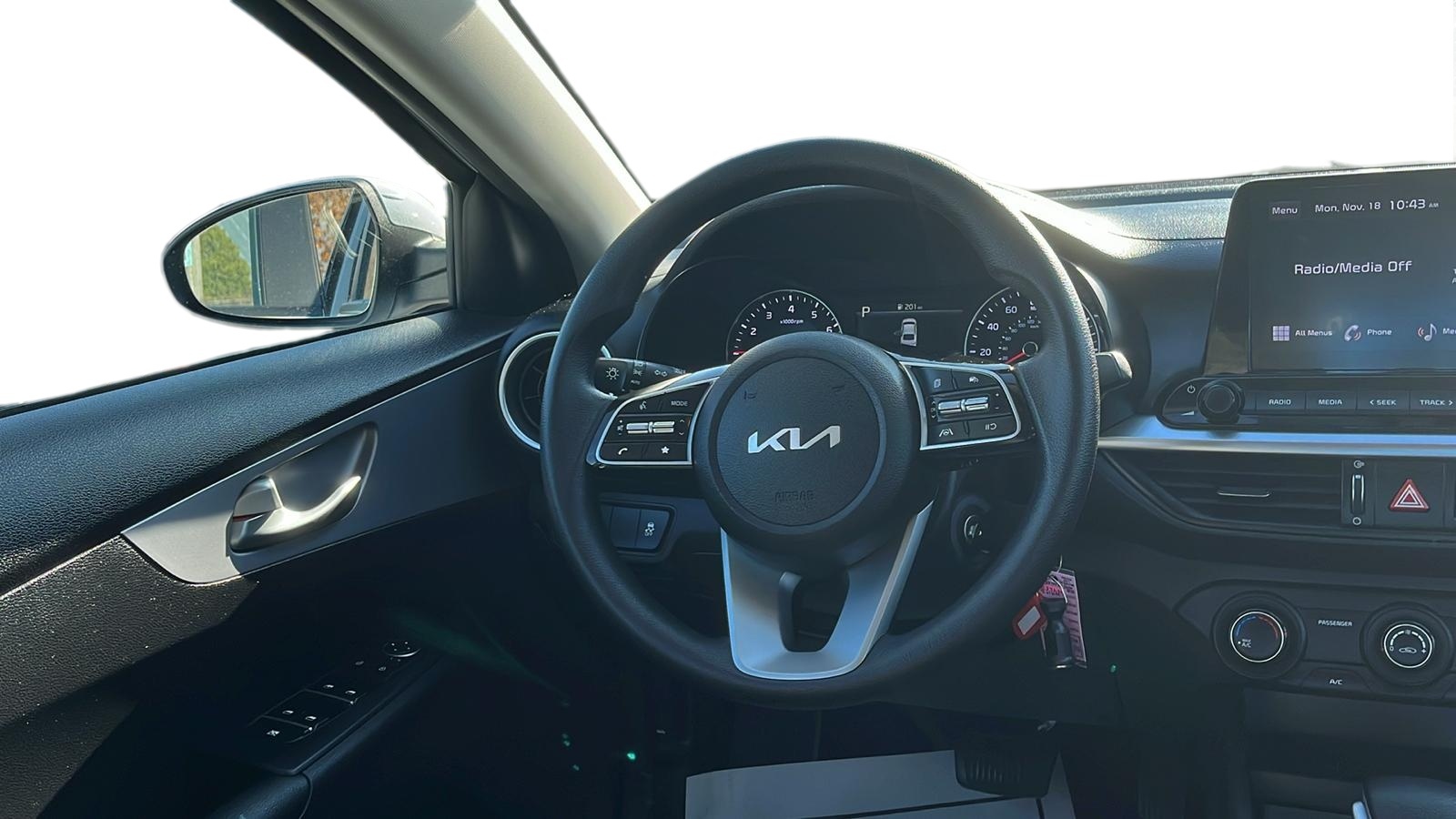 2022 Kia Forte LXS 21