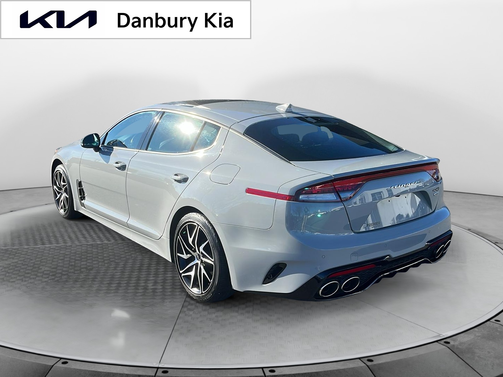 2022 Kia Stinger GT-Line 5