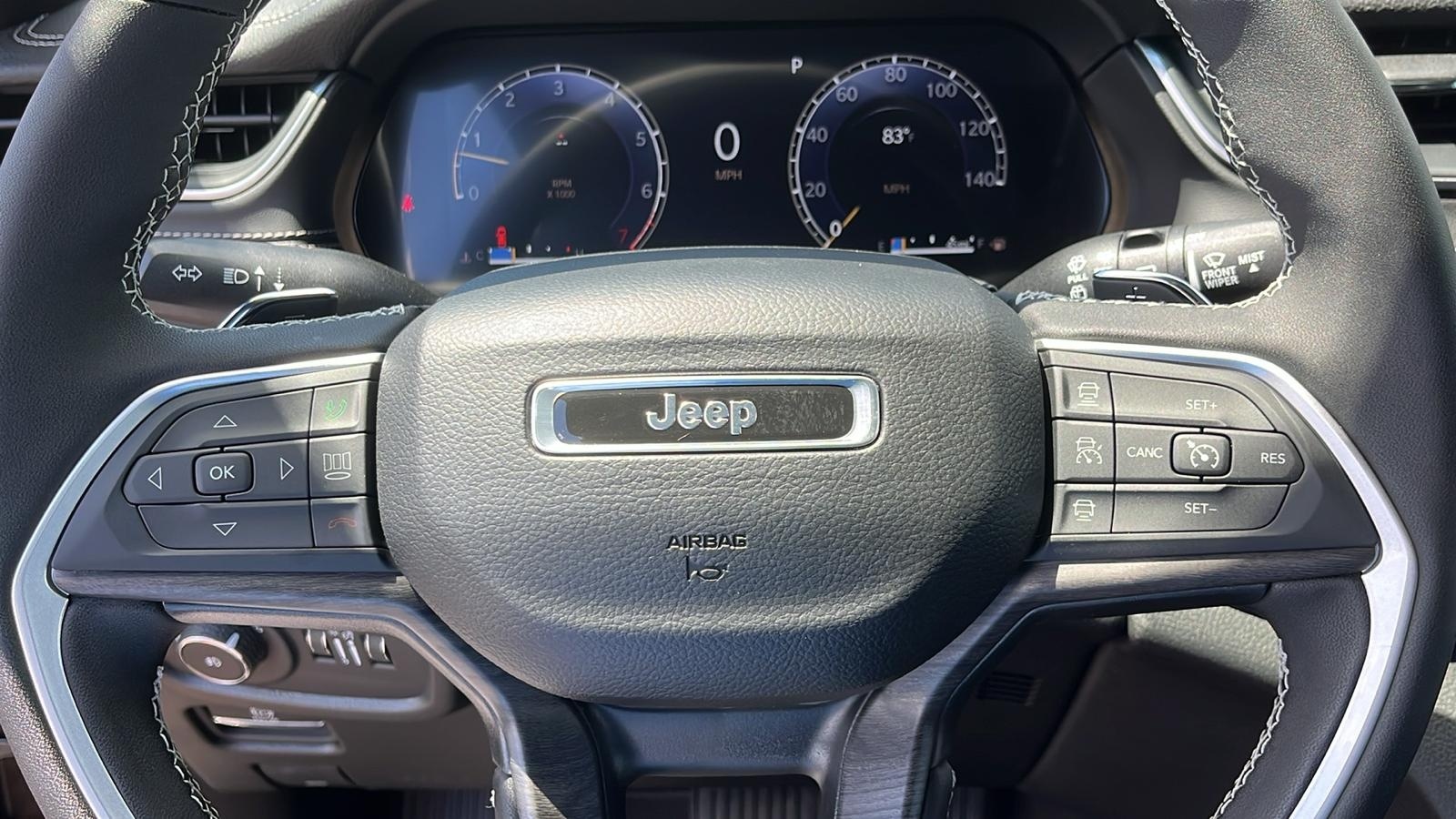 2024 Jeep Grand Cherokee L Limited 8