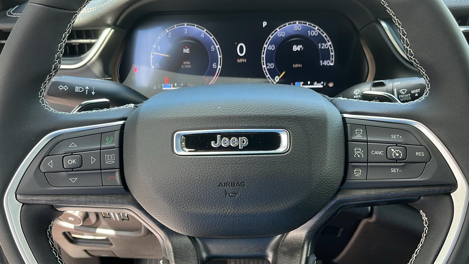 2024 Jeep Grand Cherokee L Limited 8