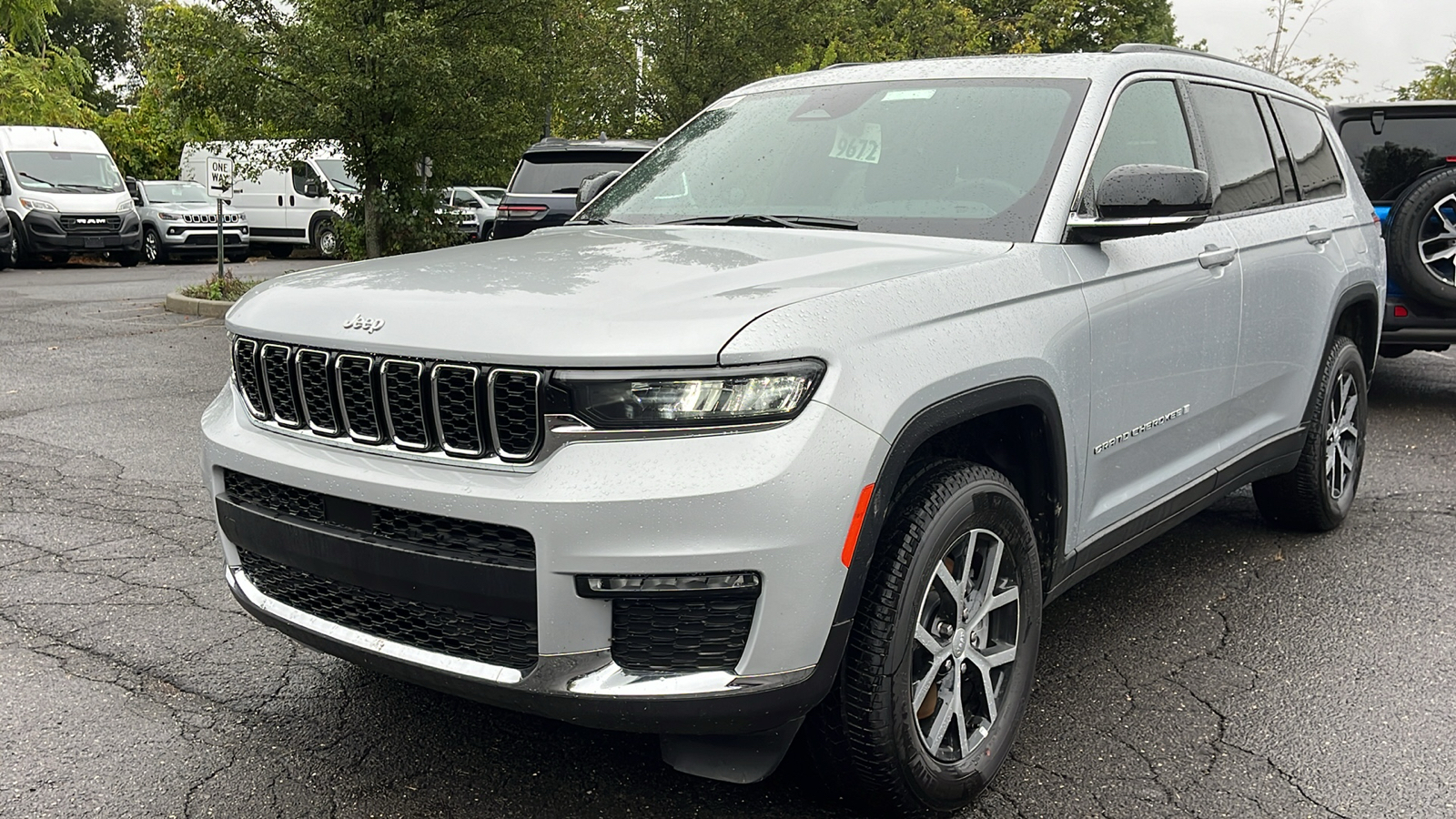 2024 Jeep Grand Cherokee L Limited 3