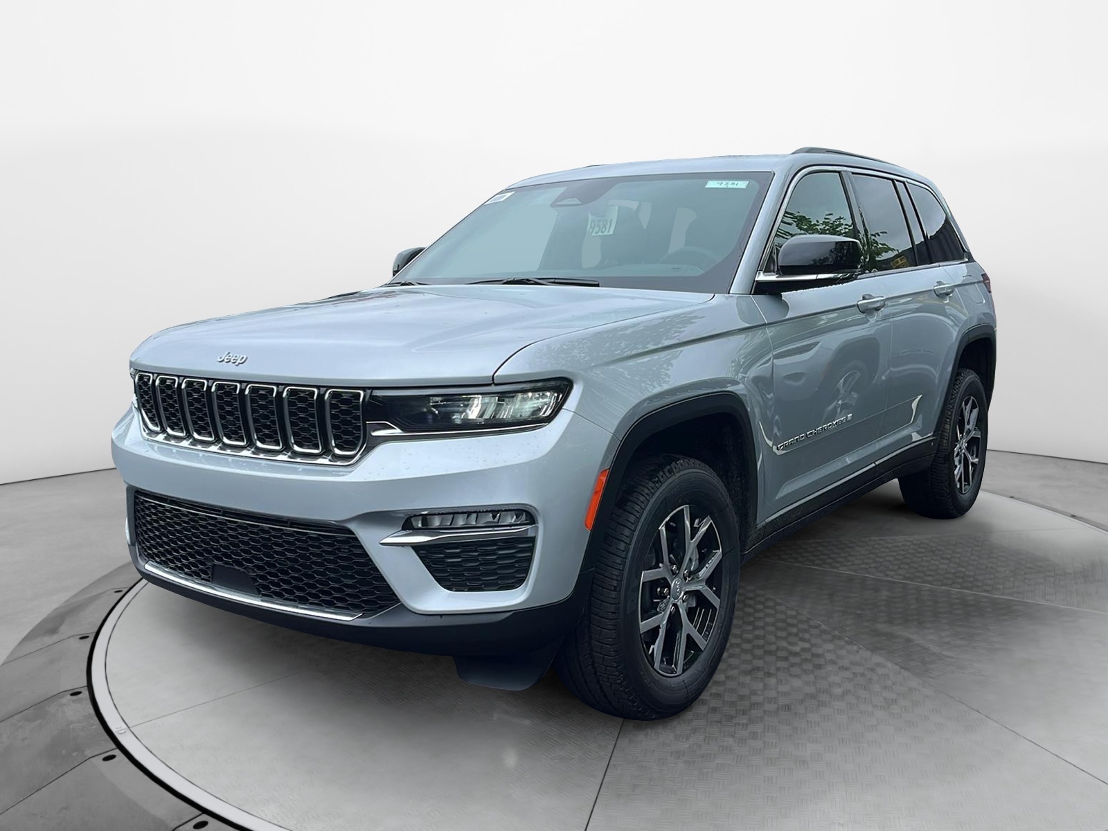 2024 Jeep Grand Cherokee Limited 3