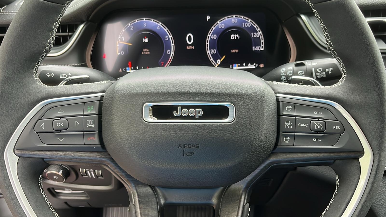 2024 Jeep Grand Cherokee Limited 8