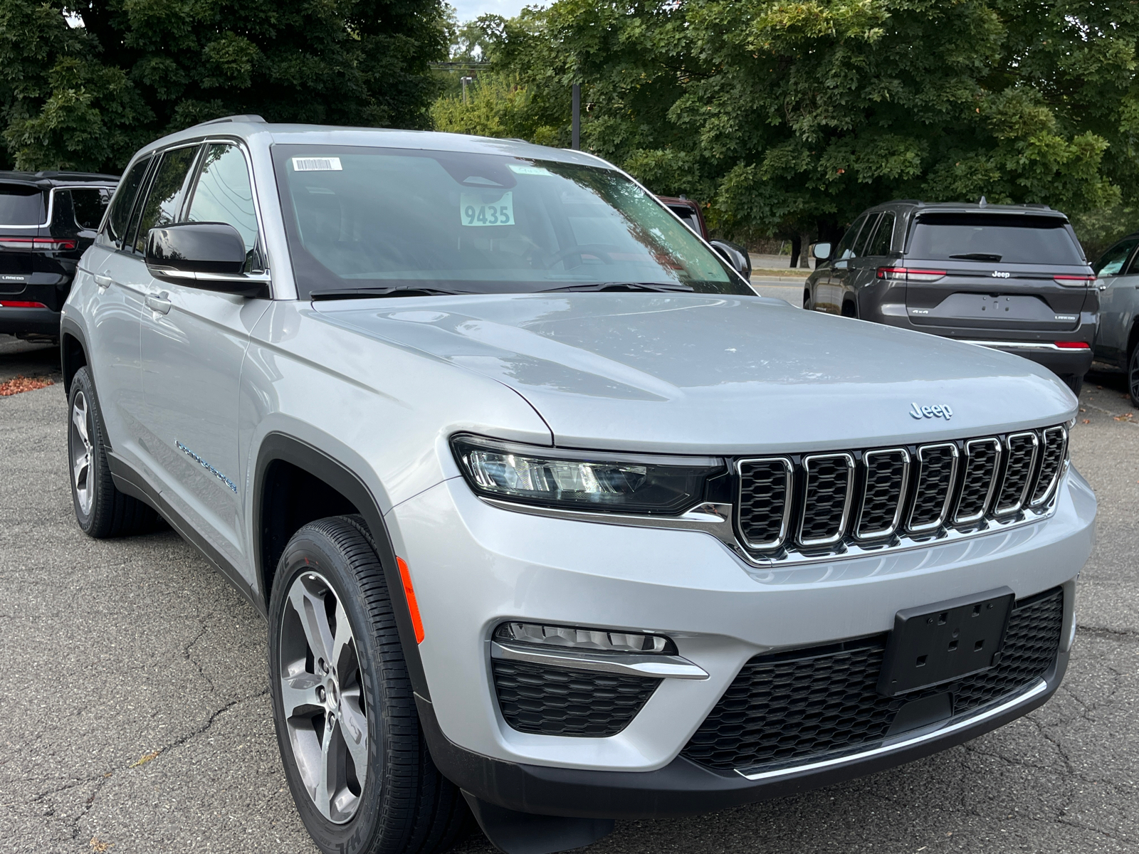 2024 Jeep Grand Cherokee 4xe  1