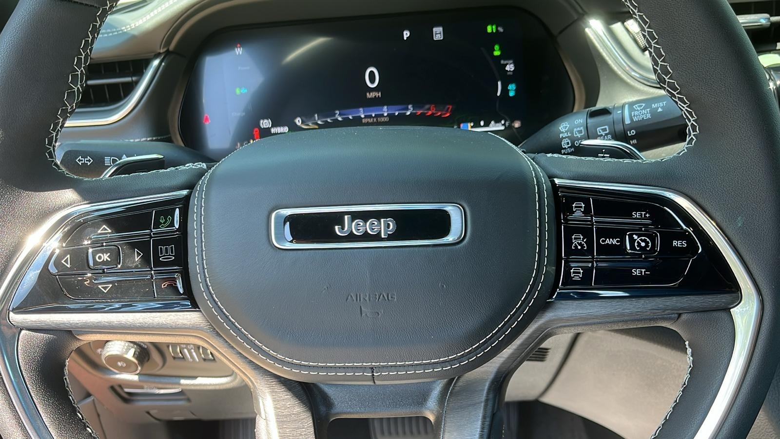 2024 Jeep Grand Cherokee 4xe Overland 8