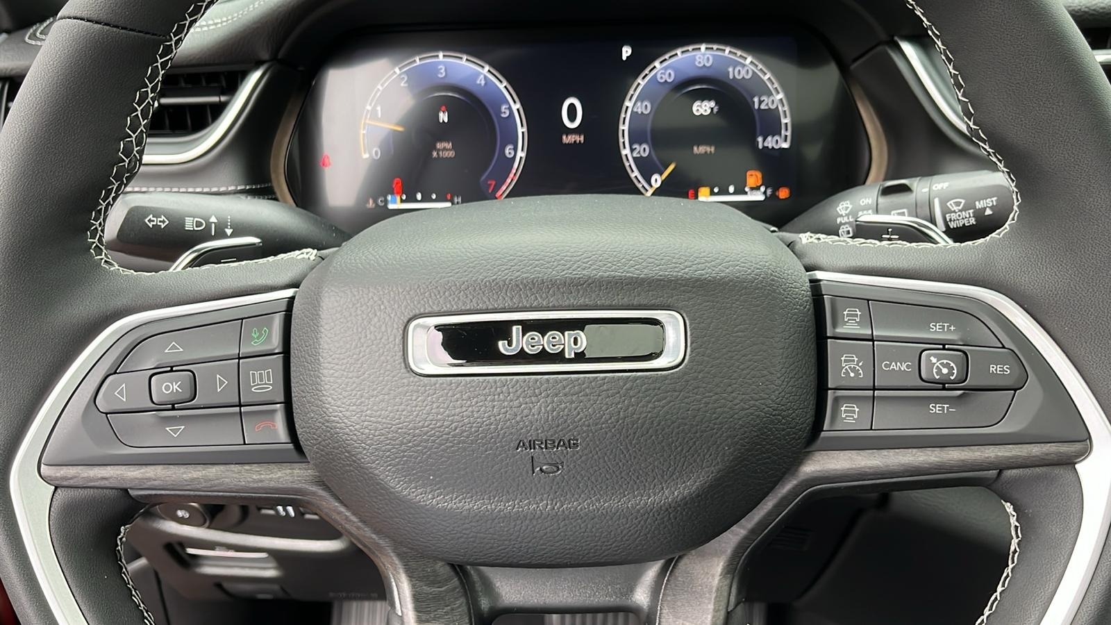 2024 Jeep Grand Cherokee Limited 8