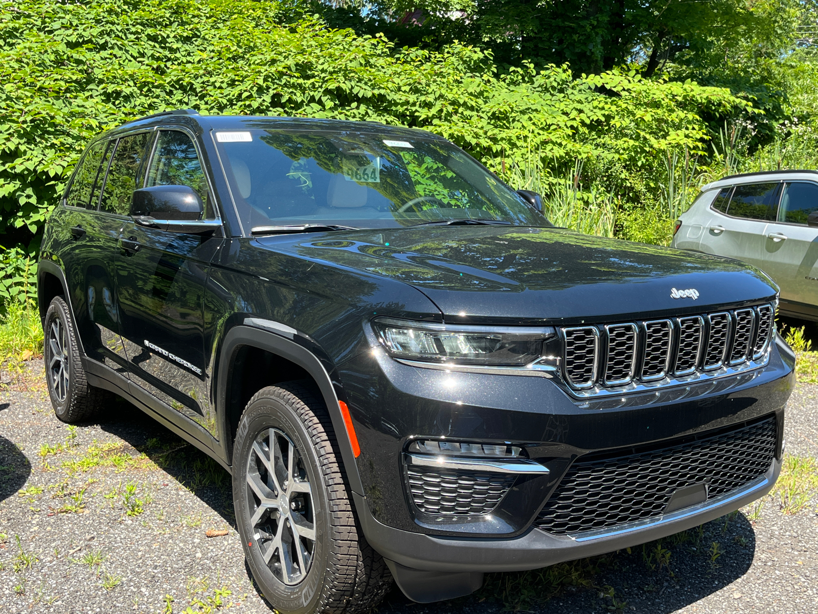 2024 Jeep Grand Cherokee Limited 1