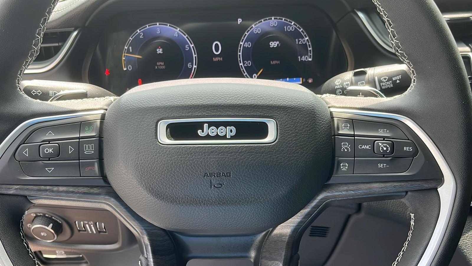 2024 Jeep Grand Cherokee Limited 8