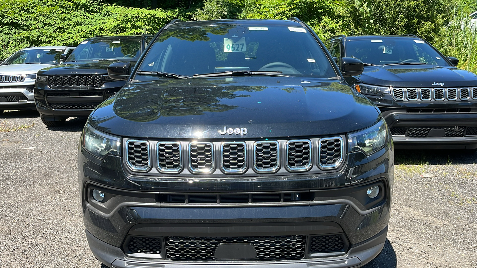 2024 Jeep Compass Latitude Lux 2