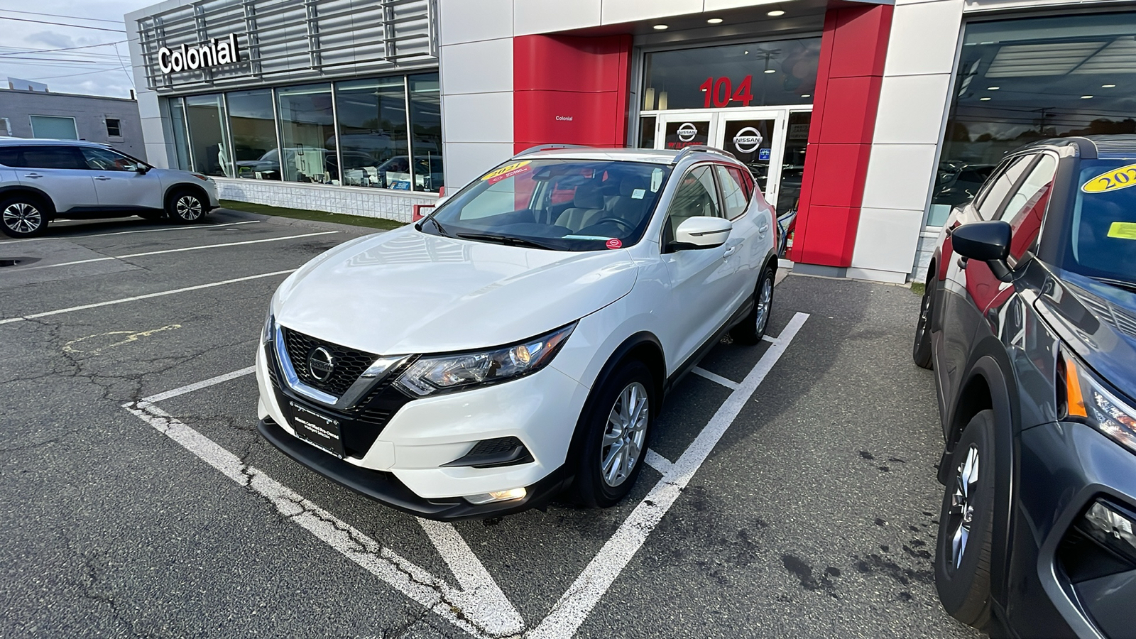 2021 Nissan Rogue Sport SV 1