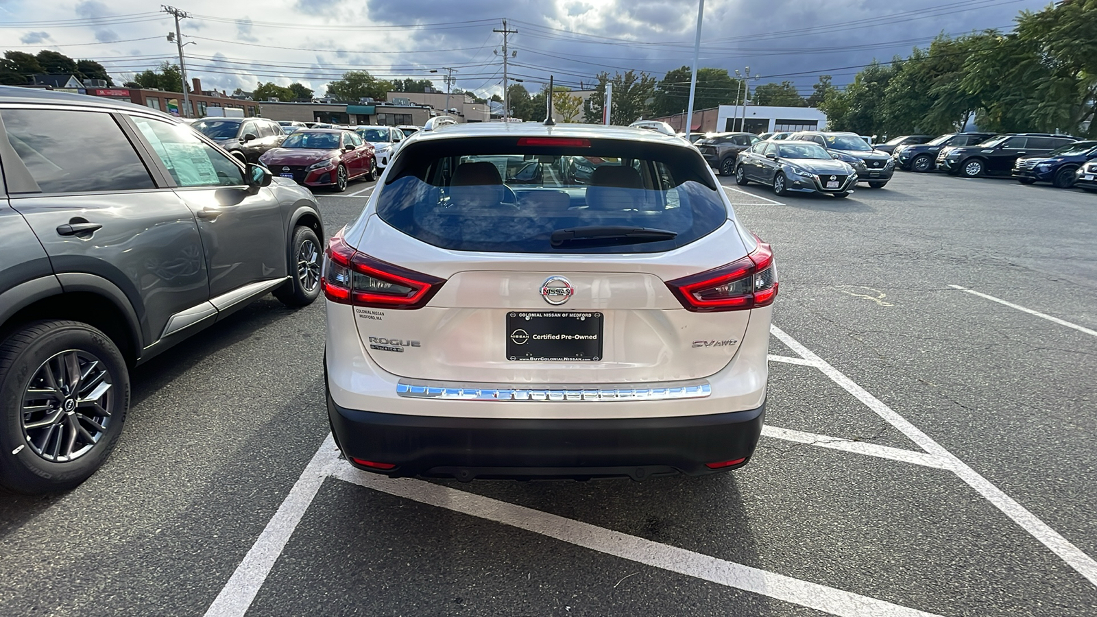 2021 Nissan Rogue Sport SV 3