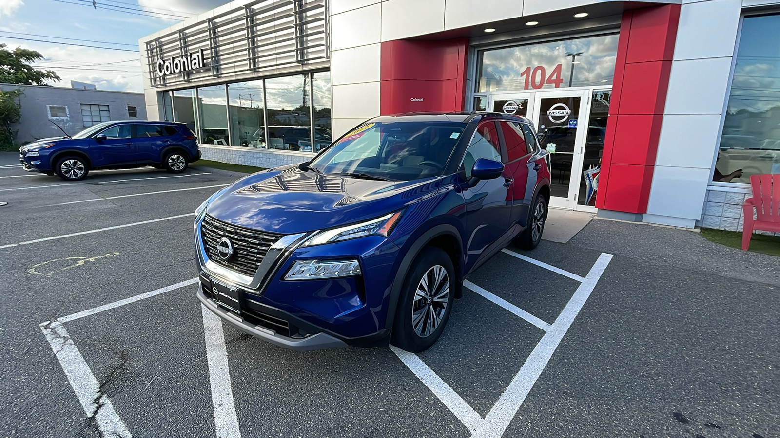 2022 Nissan Rogue SV 1