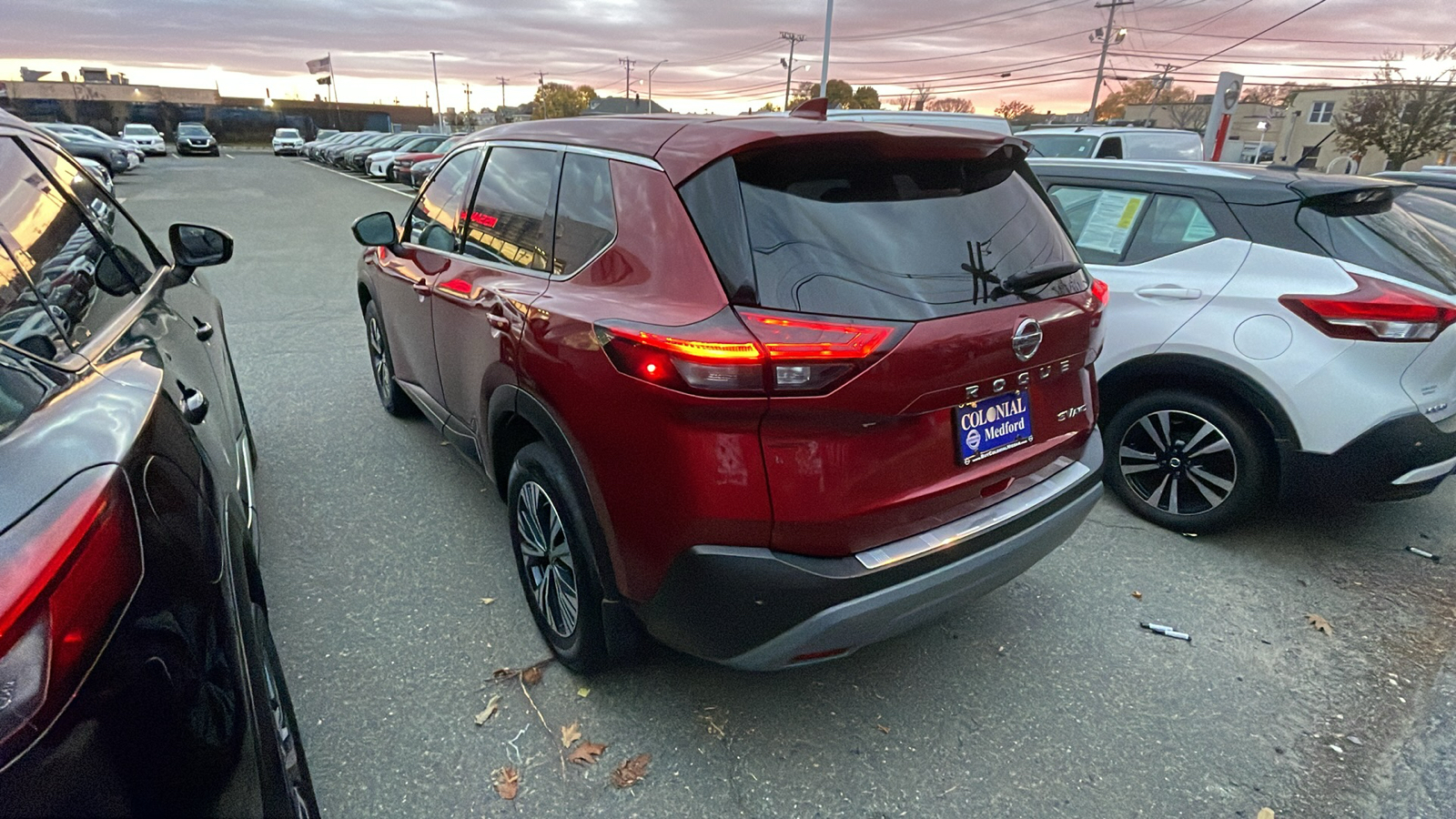 2021 Nissan Rogue SV 2