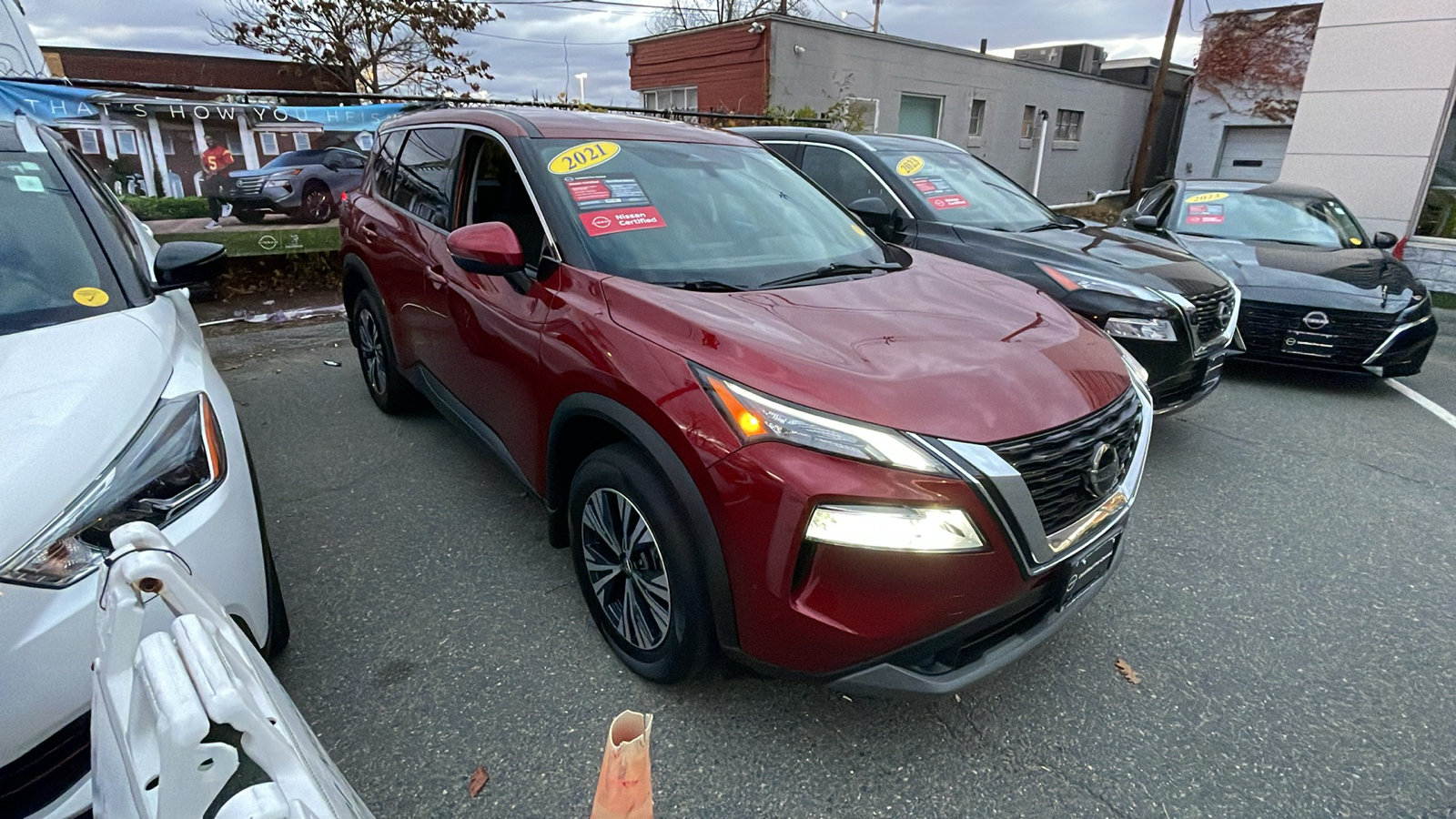 2021 Nissan Rogue SV 5