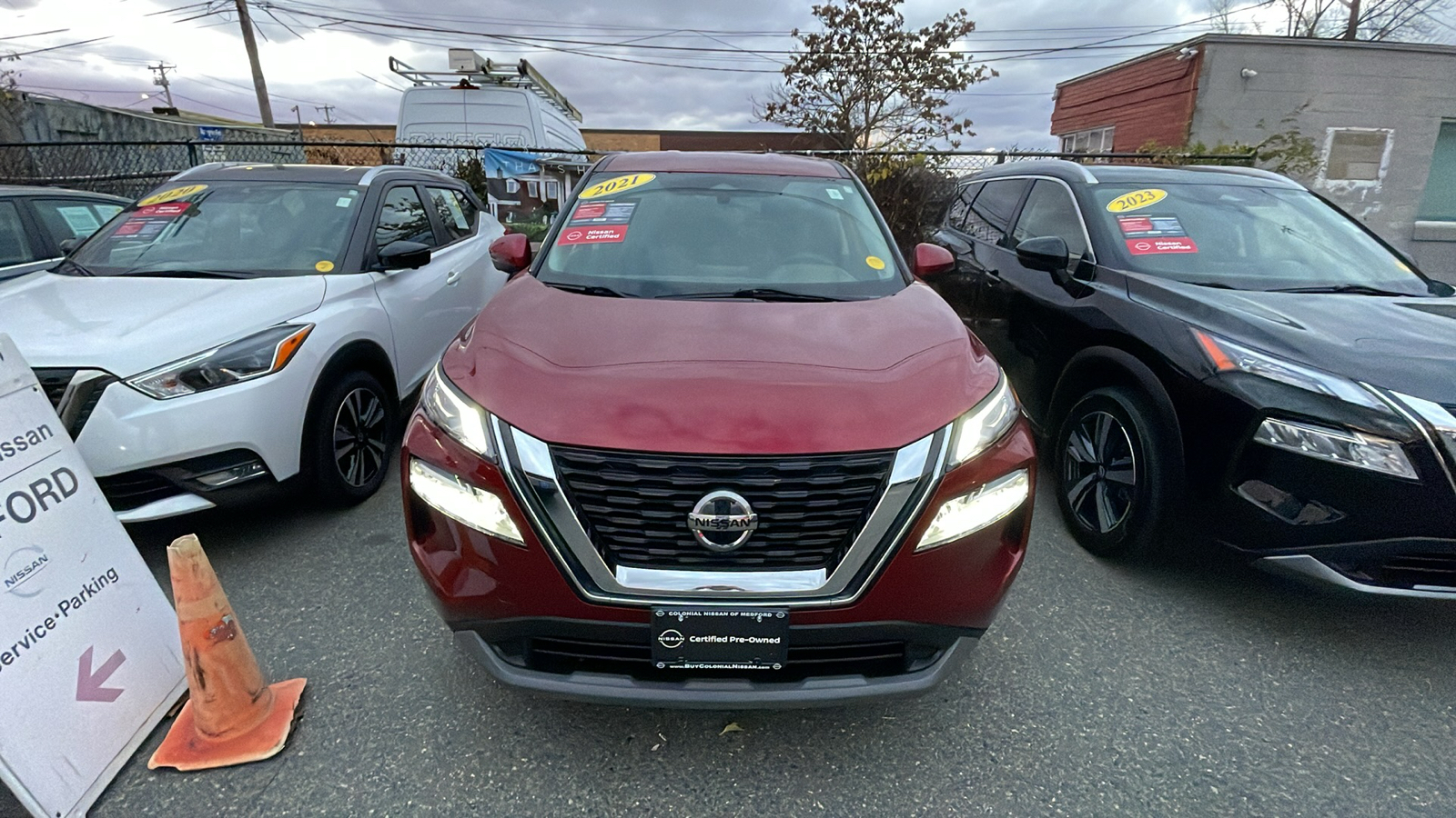 2021 Nissan Rogue SV 6