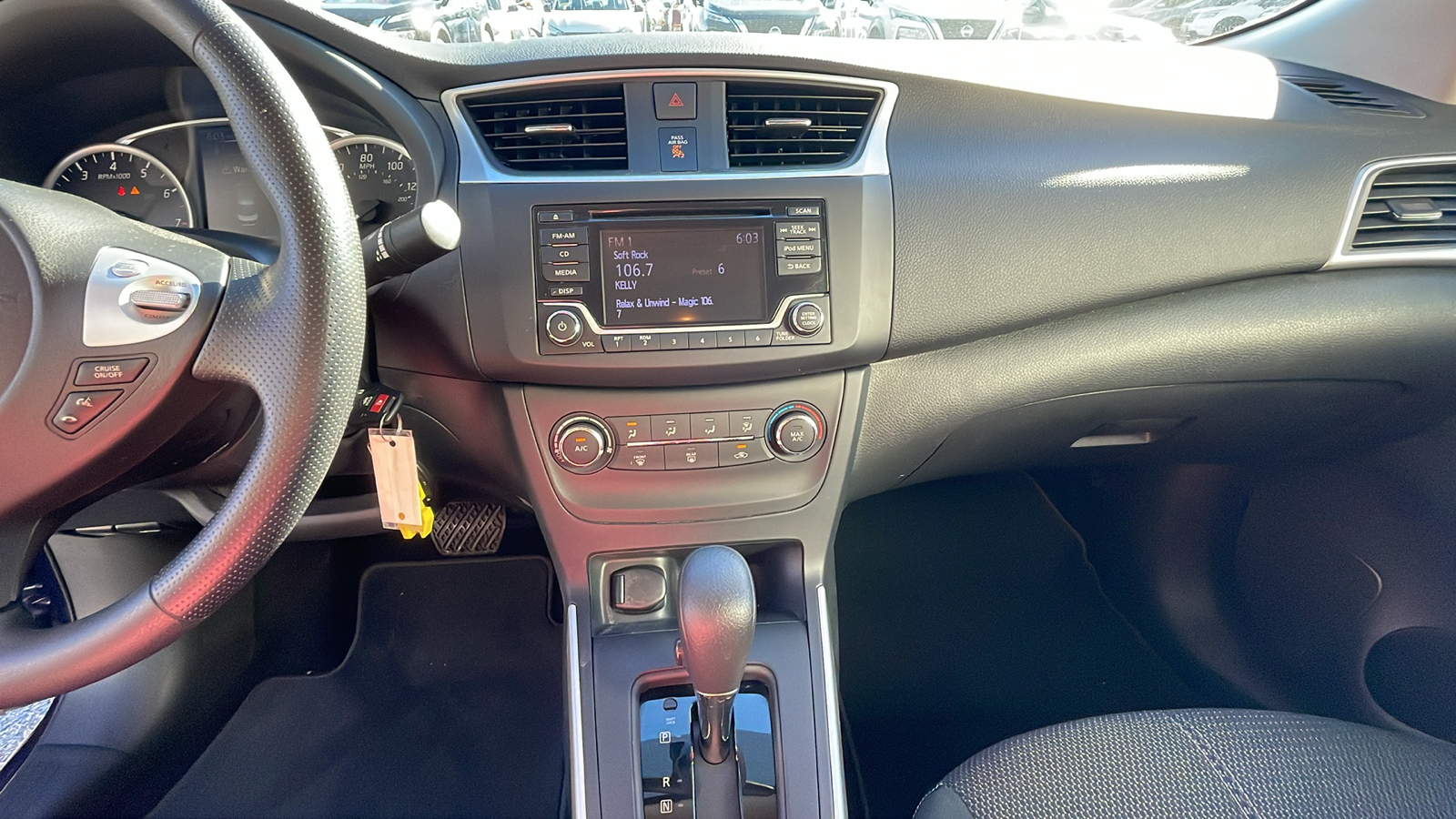 2018 Nissan Sentra S 16