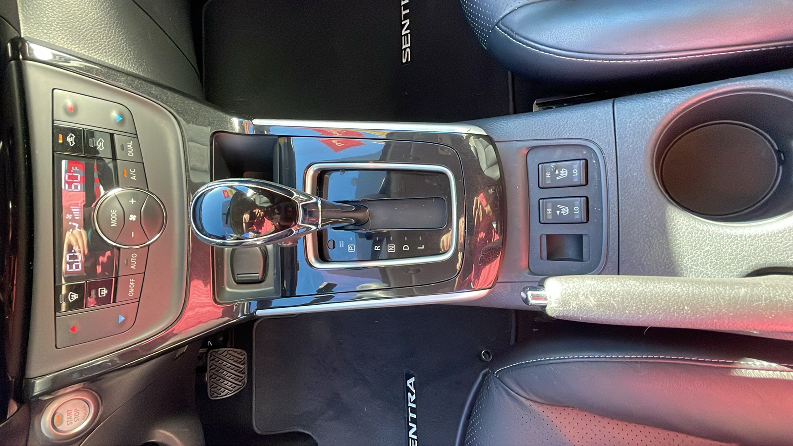 2019 Nissan Sentra SL 17