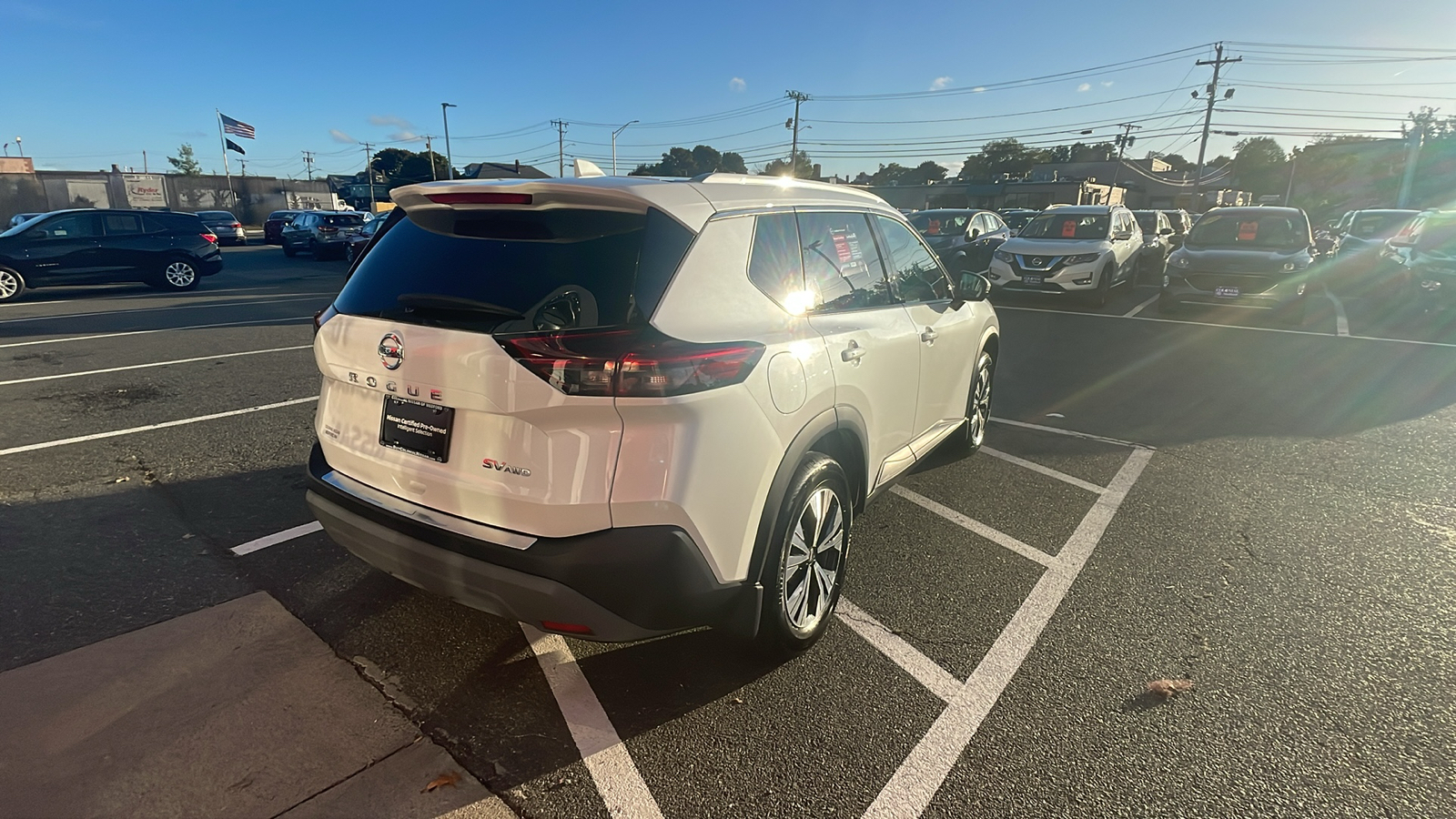 2021 Nissan Rogue SV 4