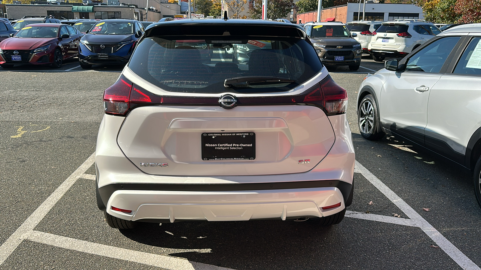 2024 Nissan Kicks SR 3