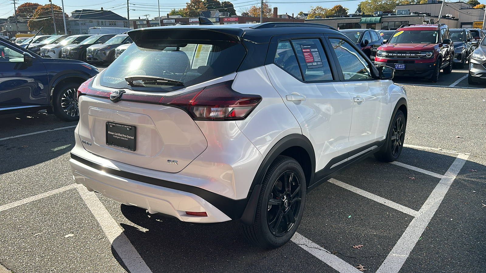 2024 Nissan Kicks SR 4