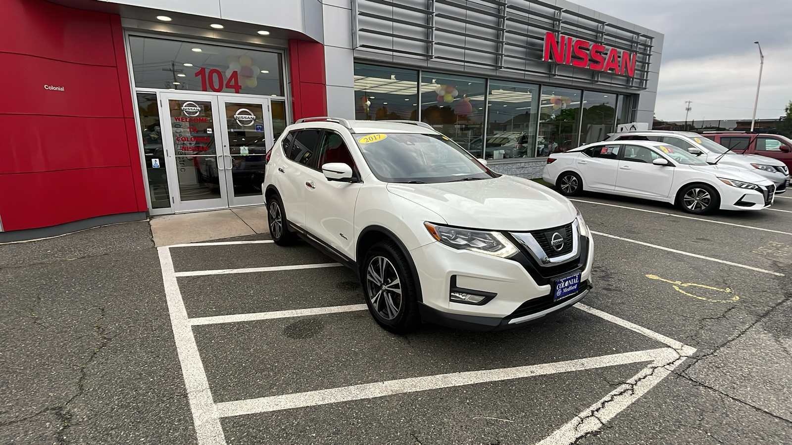 2017 Nissan Rogue SL Hybrid 5