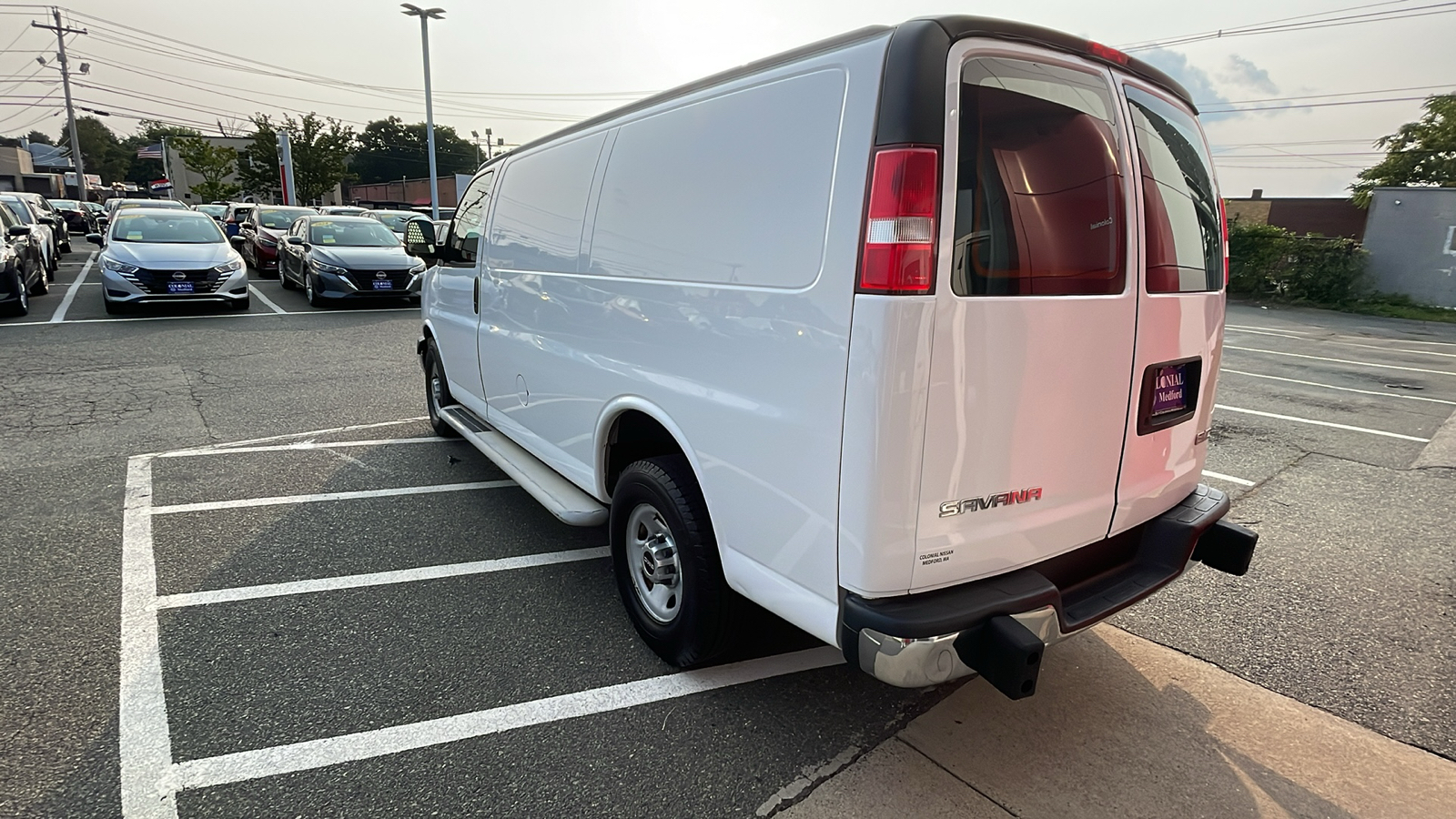 2017 GMC Savana  2