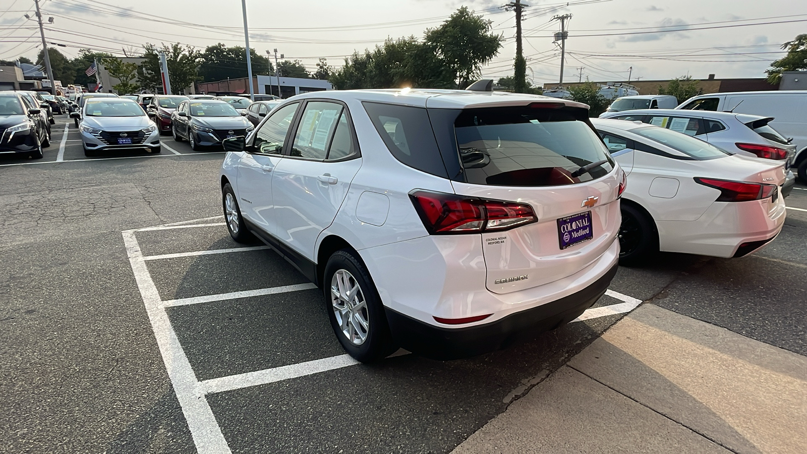 2022 Chevrolet Equinox LS 2