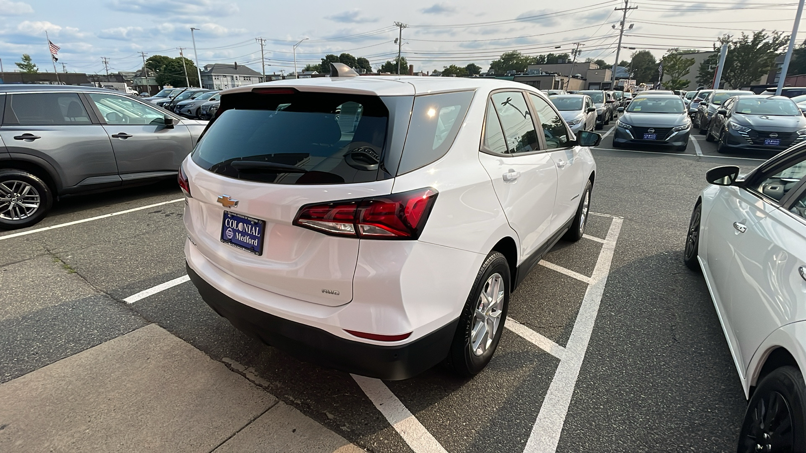 2022 Chevrolet Equinox LS 4