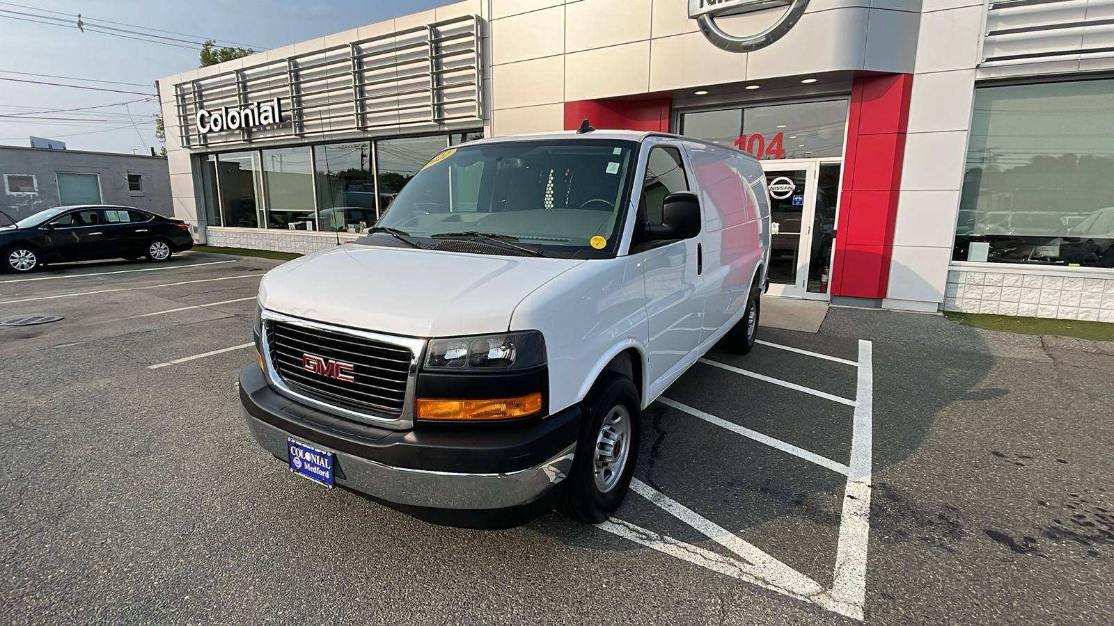 2022 GMC Savana  1