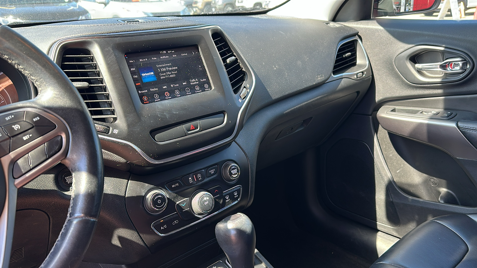 2019 Jeep Cherokee Latitude Plus 19