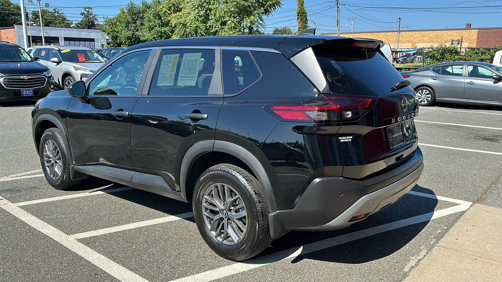 2023 Nissan Rogue S 2