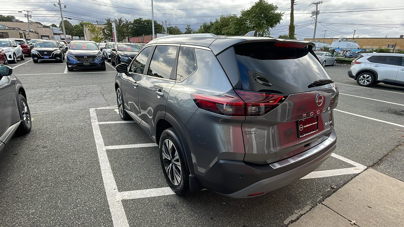 2023 Nissan Rogue SV 2