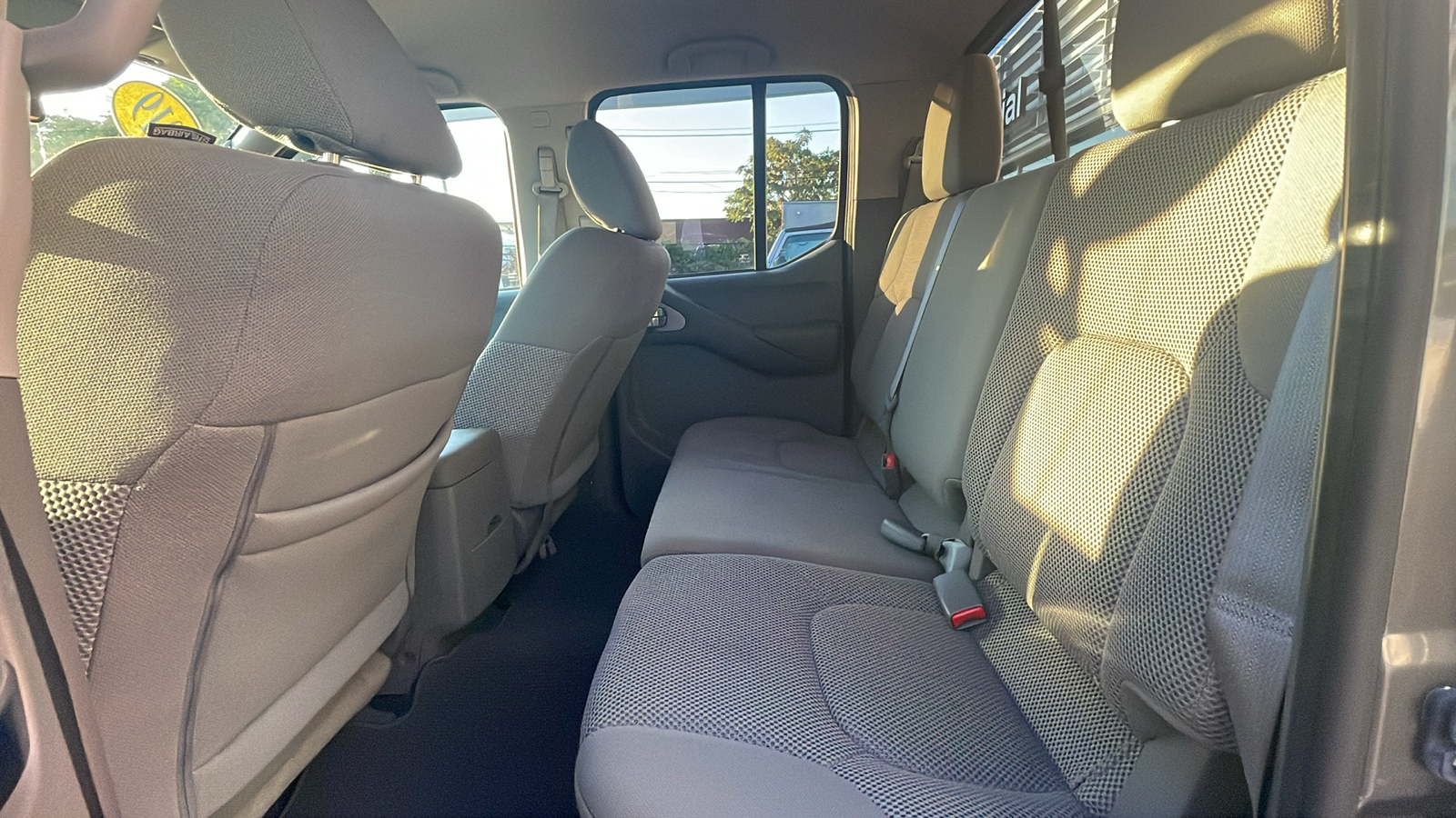 2019 Nissan Frontier S Crew Cab 4x4 Auto 20