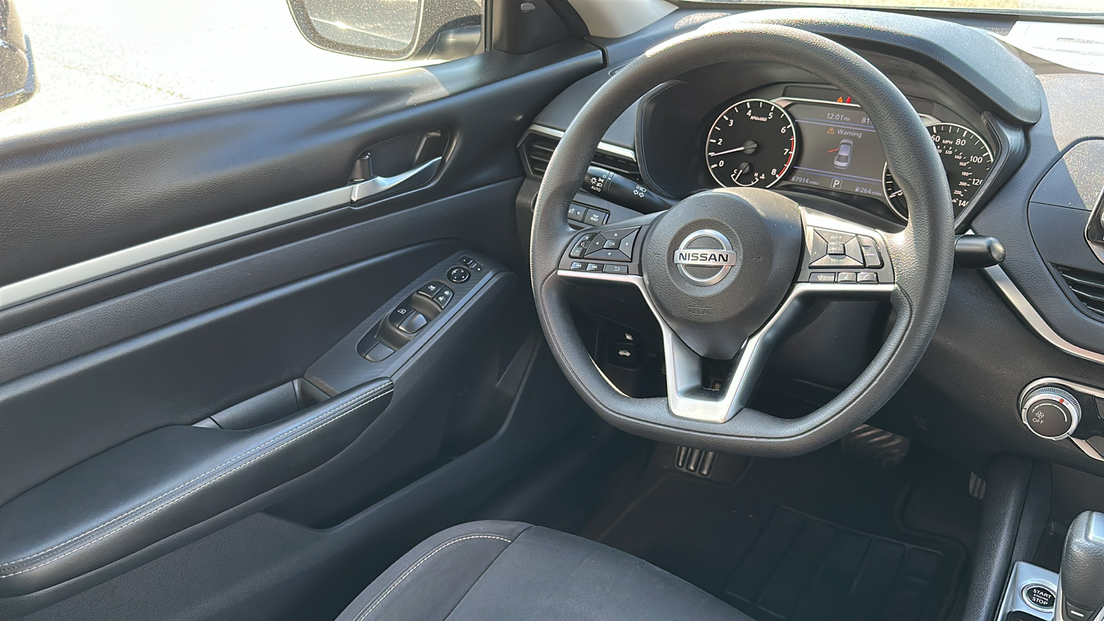 2022 Nissan Altima 2.5 SV 21