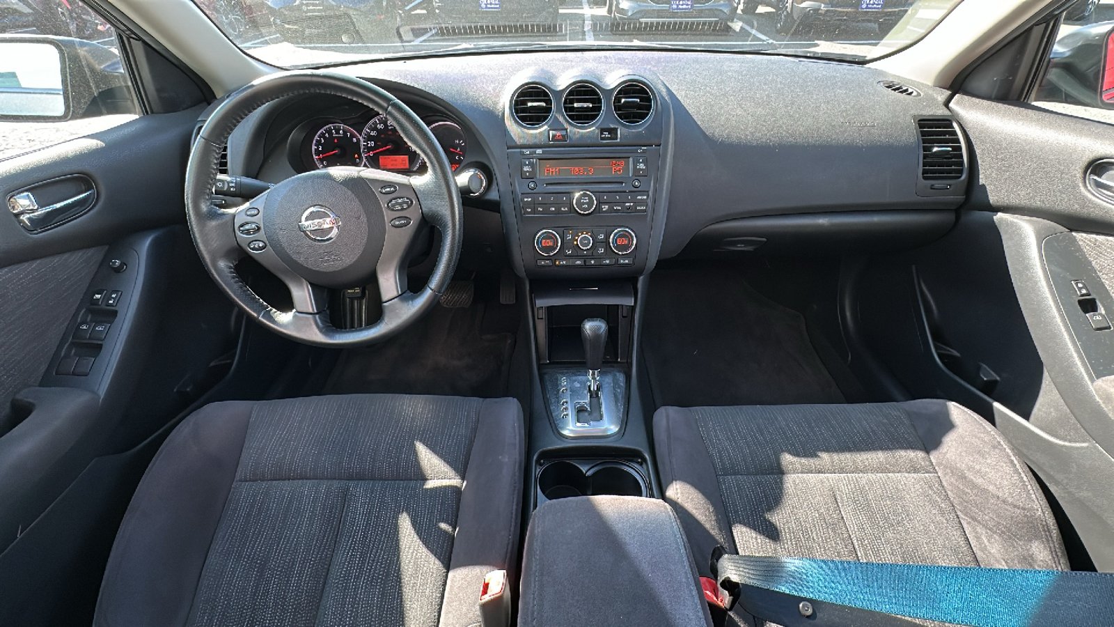 2011 Nissan Altima 2.5 S 21